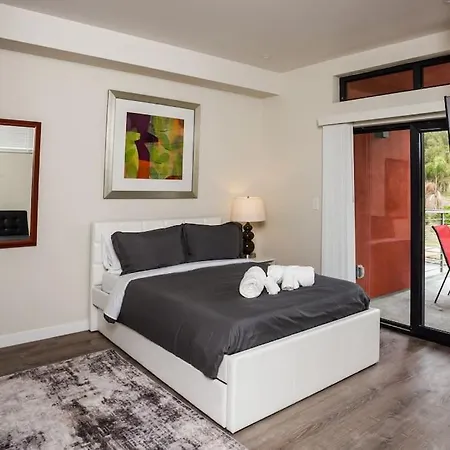 Explore Balboa Park From Your Cozy Studio W Patio